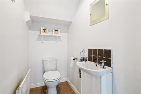 32 Elmwood Green, Castlederg, BT81 7GY-10.jpg