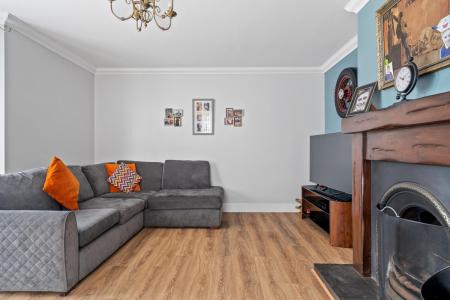 32 Elmwood Green, Castlederg, BT81 7GY-14.jpg