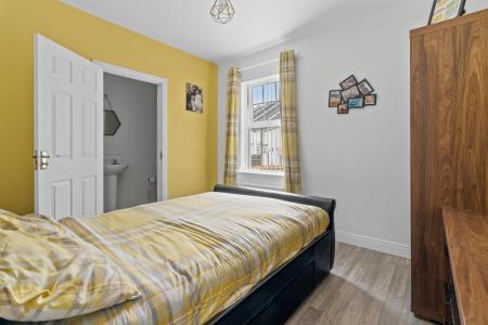32 Elmwood Green, Castlederg, BT81 7GY-23.jpg