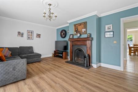 32 Elmwood Green, Castlederg, BT81 7GY-12.jpg