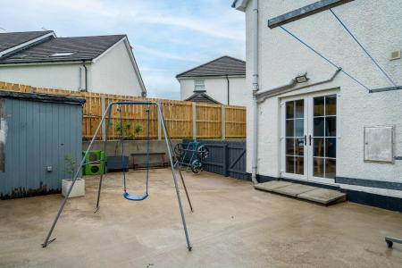 32 Elmwood Green, Castlederg, BT81 7GY-6.jpg