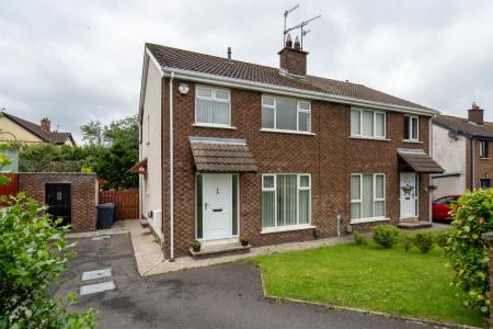 59 Glenside, Strabane, BT82 8PU-4.jpg