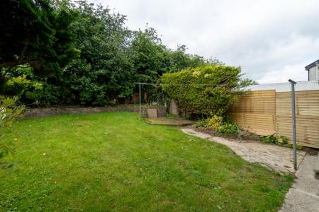 59 Glenside, Strabane, BT82 8PU-5.jpg