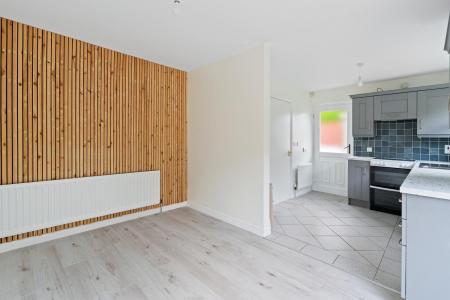 59 Glenside, Strabane, BT82 8PU-14.jpg