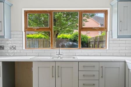 42 Urney Court, Clady, BT82 9GD-8.jpg