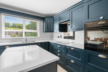 10 Ballee Grove, Strabane, BT82 8RP-16.jpg