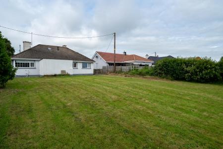 64 Ballycolman Avenue, Strabane, BT82 9AF-9.jpg