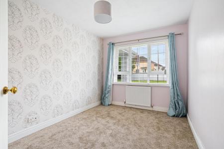 64 Ballycolman Avenue, Strabane, BT82 9AF-22.jpg