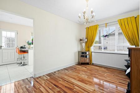 64 Ballycolman Avenue, Strabane, BT82 9AF-21.jpg