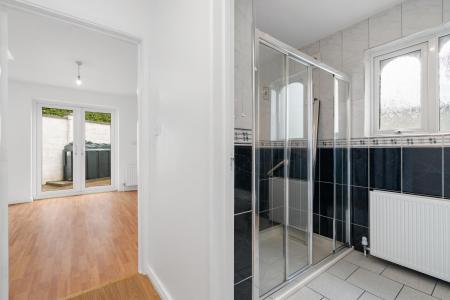 25 Melmount Villas, Strabane-12.jpg