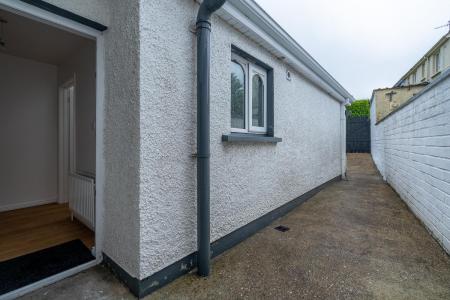 25 Melmount Villas, Strabane-5.jpg