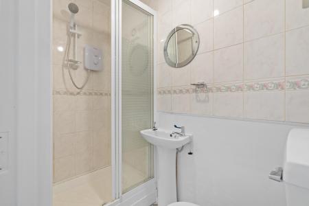 25 Melmount Villas, Strabane-19.jpg