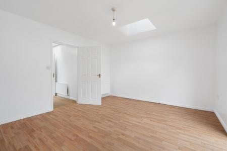 25 Melmount Villas, Strabane-15.jpg