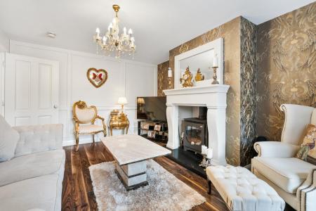 28 Glenview Manor-22.jpg