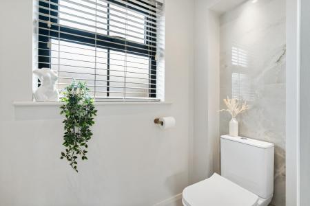 28 Glenview Manor-18.jpg