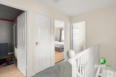 49 Glenside, Strabane, BT83 8PU (17 of 23).jpg