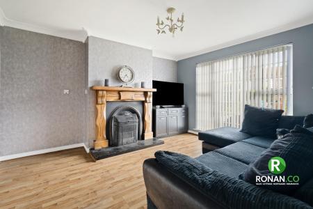 49 Glenside, Strabane, BT83 8PU (8 of 23).jpg
