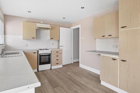 63 Glebe Gardens, Sion Mills, BT82 9PA (16 of 24).jpg