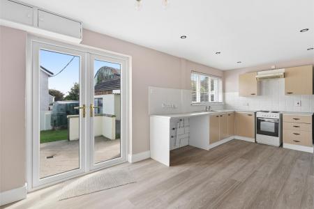 63 Glebe Gardens, Sion Mills, BT82 9PA (15 of 24).jpg