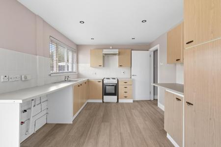 63 Glebe Gardens, Sion Mills, BT82 9PA (14 of 24).jpg