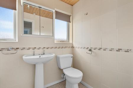 63 Glebe Gardens, Sion Mills, BT82 9PA (20 of 24).jpg