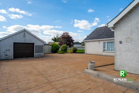 72 Orchard Rd, Strabane BT82 9QT (11 of 40).jpg