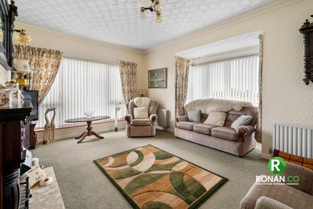 72 Orchard Rd, Strabane BT82 9QT (17 of 40).jpg