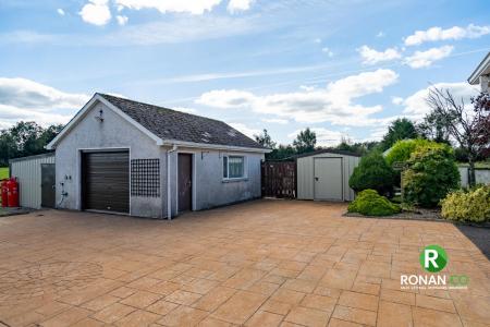 72 Orchard Rd, Strabane BT82 9QT (10 of 40).jpg