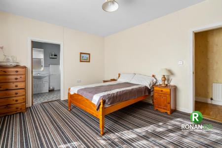 72 Orchard Rd, Strabane BT82 9QT (36 of 40).jpg