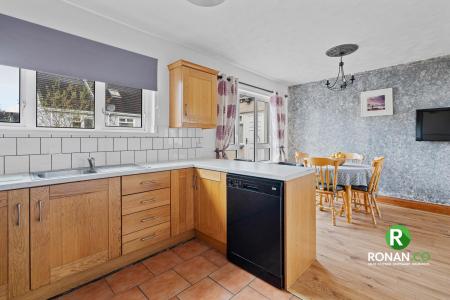 62a Castlefin Road, Castlederg (16 of 25).jpg