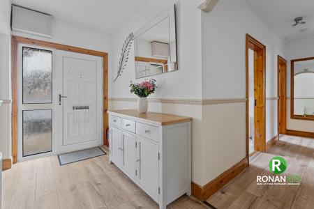 62a Castlefin Road, Castlederg (9 of 25).jpg