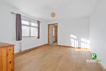 9 St John’s Place, Strabane (16 of 26).jpg