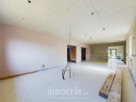 Kitchen/Diner/Family Room