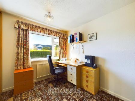 CAM03686G0-PR0244-STILL020.jpg