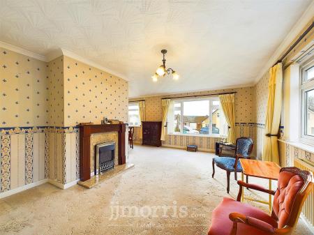 Living/Dining Room