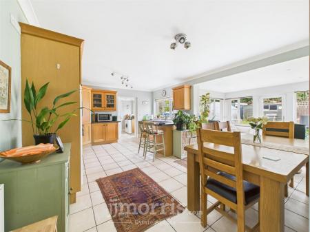 Kitchen/Dining/Family Room