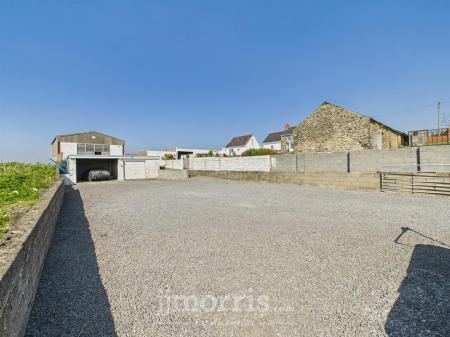CAM05297G0-PR0025-STILL005.jpg