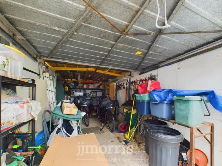 CAM03686G0-PR0024-STILL038.jpg