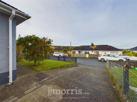 CAM03686G0-PR0222-STILL007.jpg