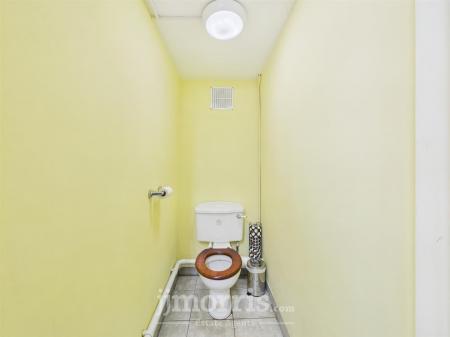 CAM05297G0-PR0021-STILL017.jpg