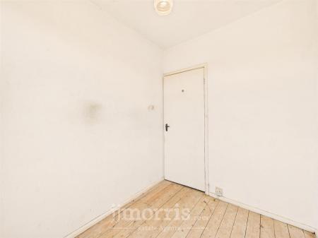 CAM05297G0-PR0060-STILL028.jpg