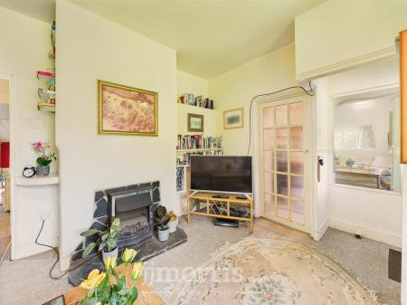 CAM05297G0-PR0061-STILL006.jpg