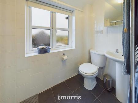 Ensuite Shower Room