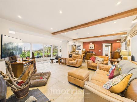 Living Room/Dining Room