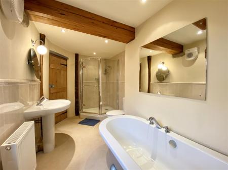 En-suite Bathroom