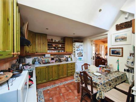 Kitchen/Breakfast Room