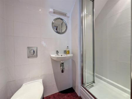 En Suite Shower Room