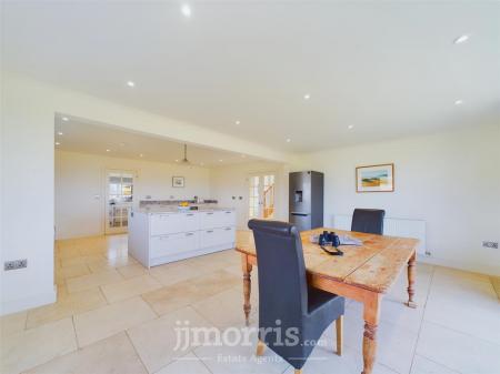 Open Plan Kitchen/Breakfast Room/Dining Room