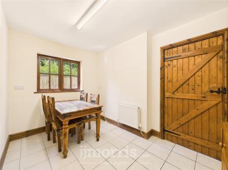 Play/Freezer Room