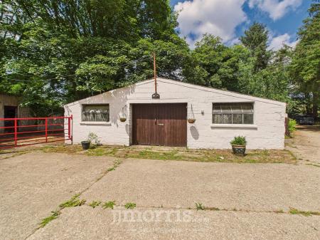 Multipurpose Shed/Garage/Workshop